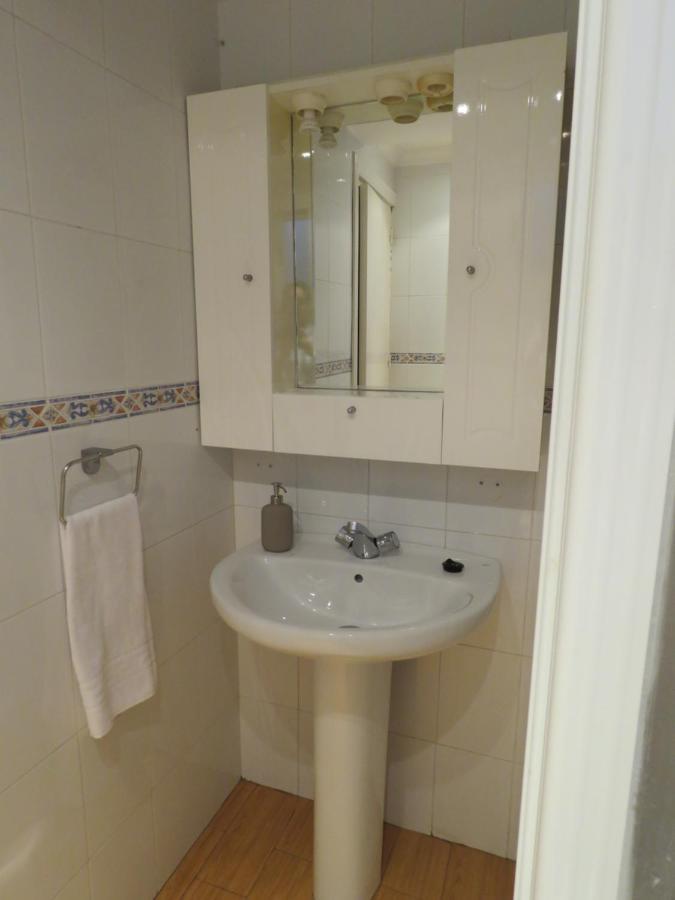 Apartamento Avenida เนร์คา ภายนอก รูปภาพ