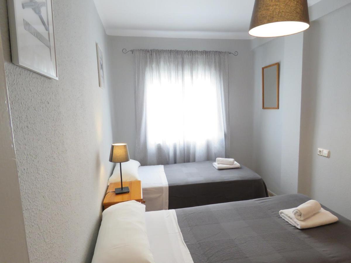 Apartamento Avenida เนร์คา ภายนอก รูปภาพ