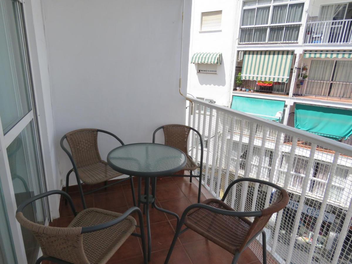 Apartamento Avenida เนร์คา ภายนอก รูปภาพ