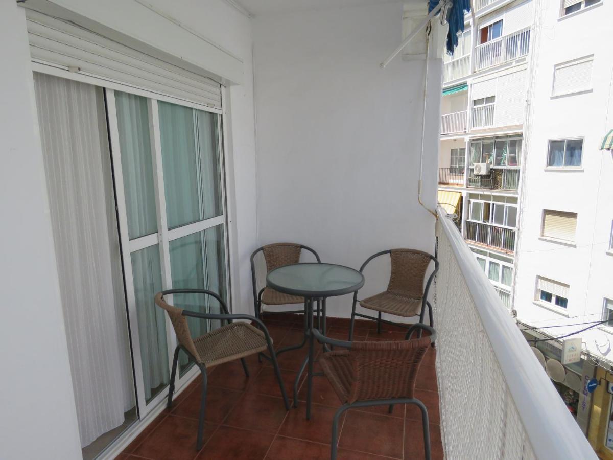 Apartamento Avenida เนร์คา ภายนอก รูปภาพ